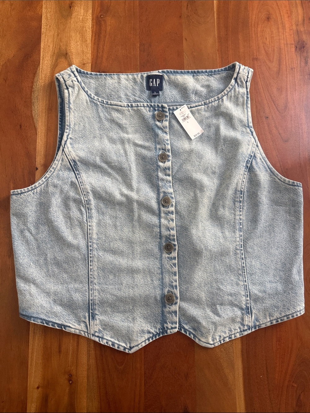 NWT Gap UltraSoft Denim Crop Vest in Light Wash - Picture 3 of 14